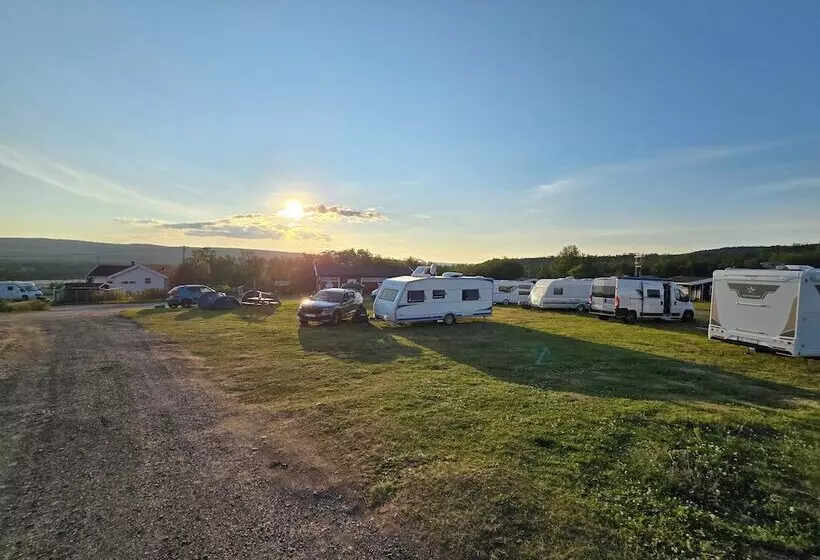 Hotelli Tana Familiecamping