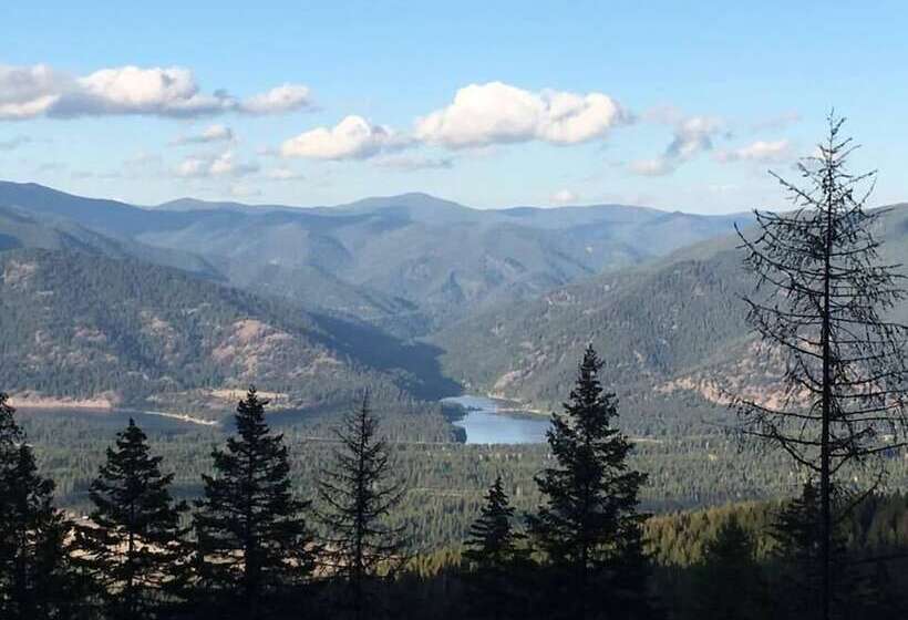 Lakeside Resort And Motel