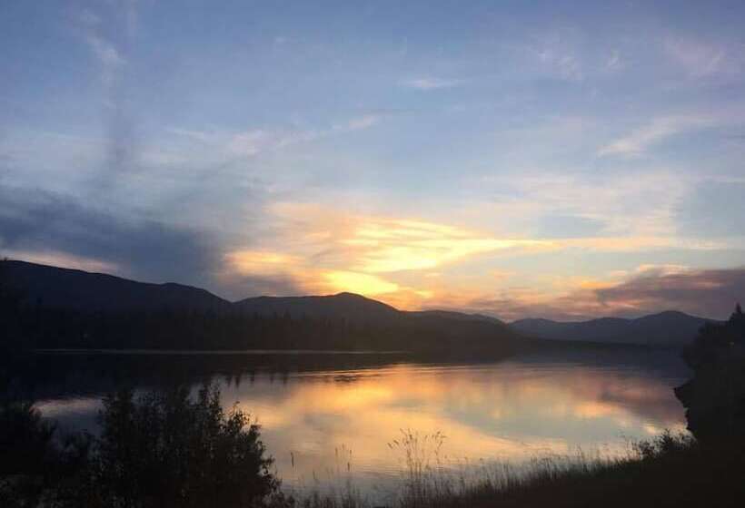 Lakeside Resort And Motel