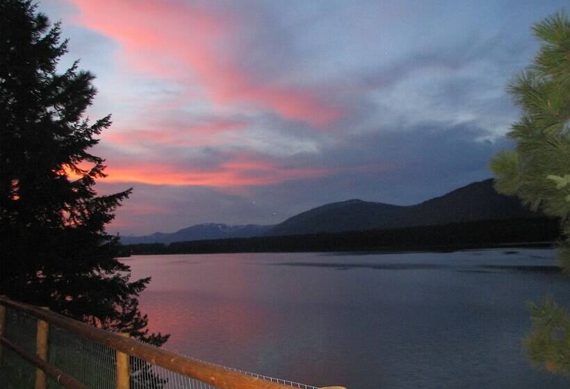 Lakeside Resort And Motel