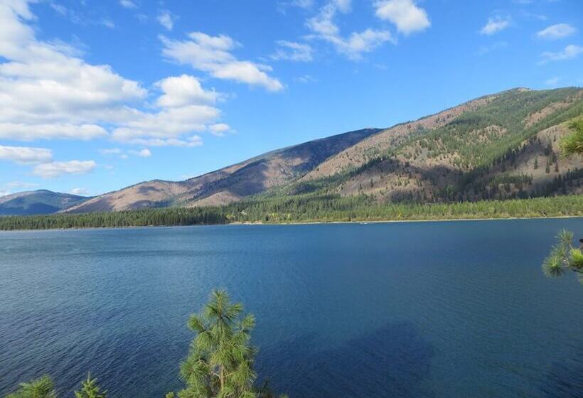 Lakeside Resort And Motel