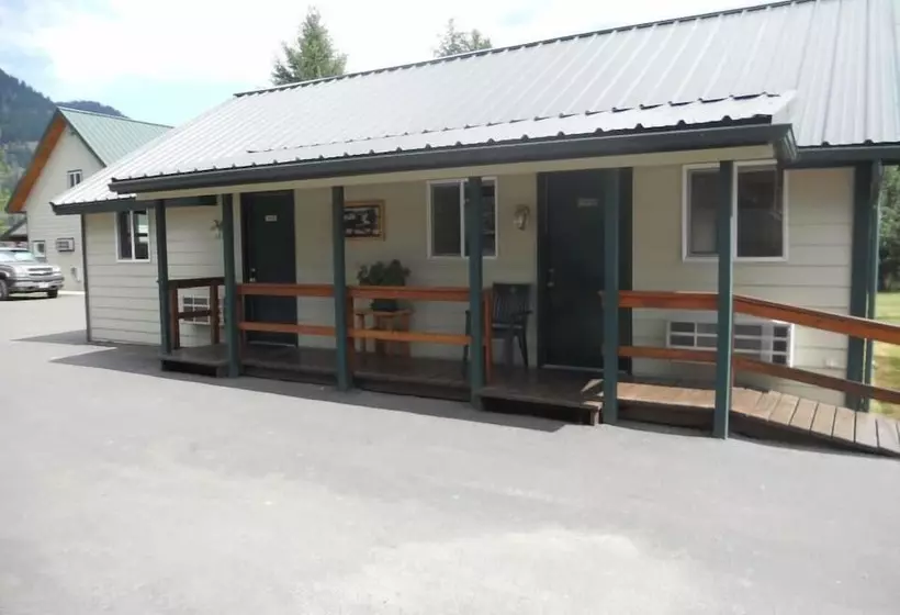 Lakeside Resort And Motel