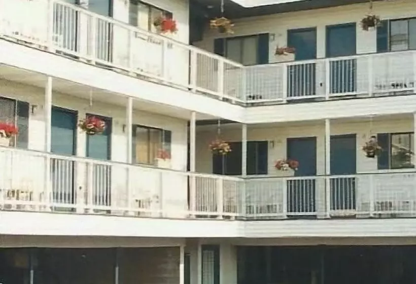 モーテル Nautical Beach Properties