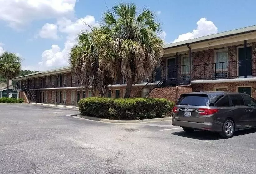 Motelli Palmetto Inn