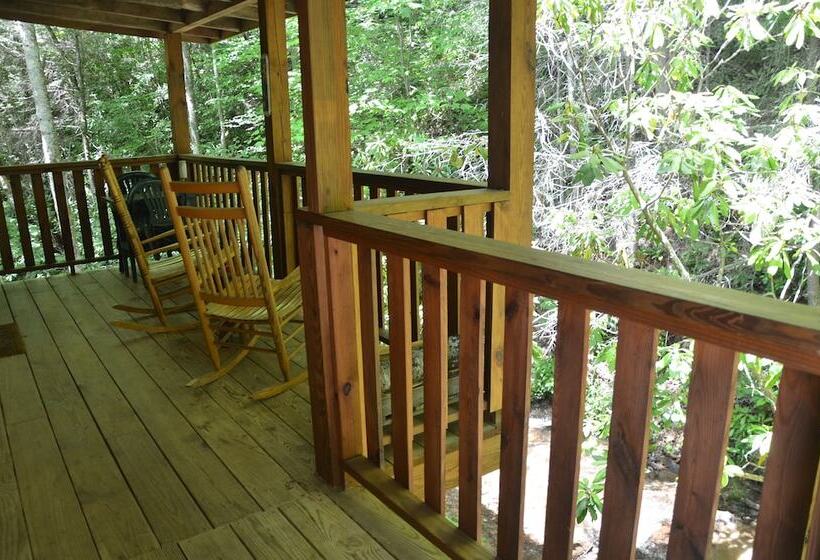 Panther Creek Cabins