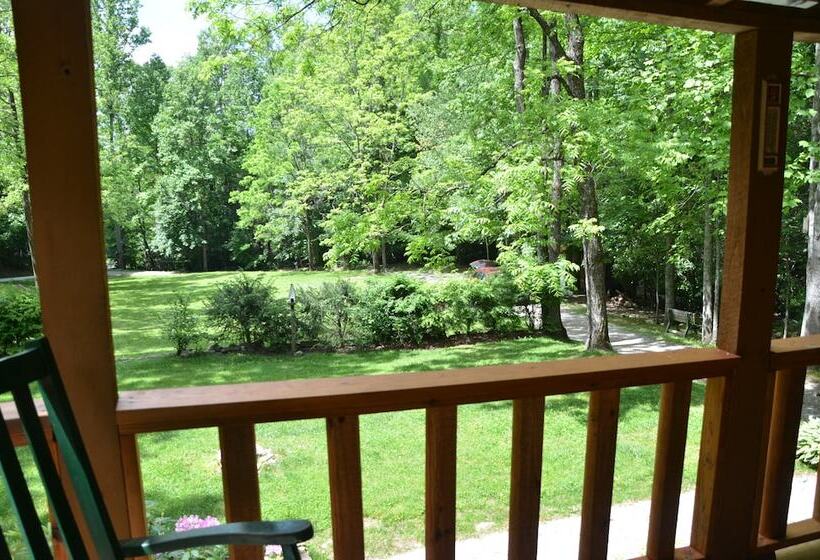 Panther Creek Cabins