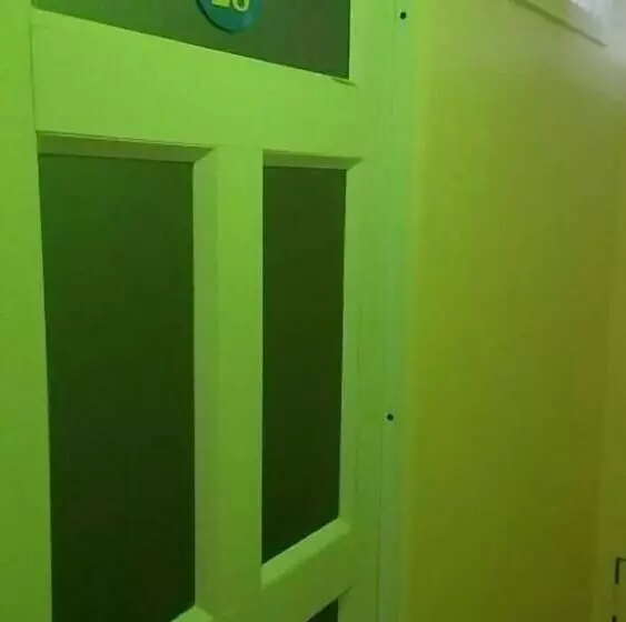 پانسیون Breeze Guest House