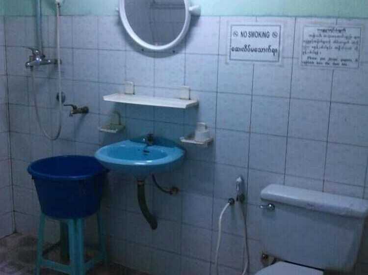 Pensão Breeze Guest House