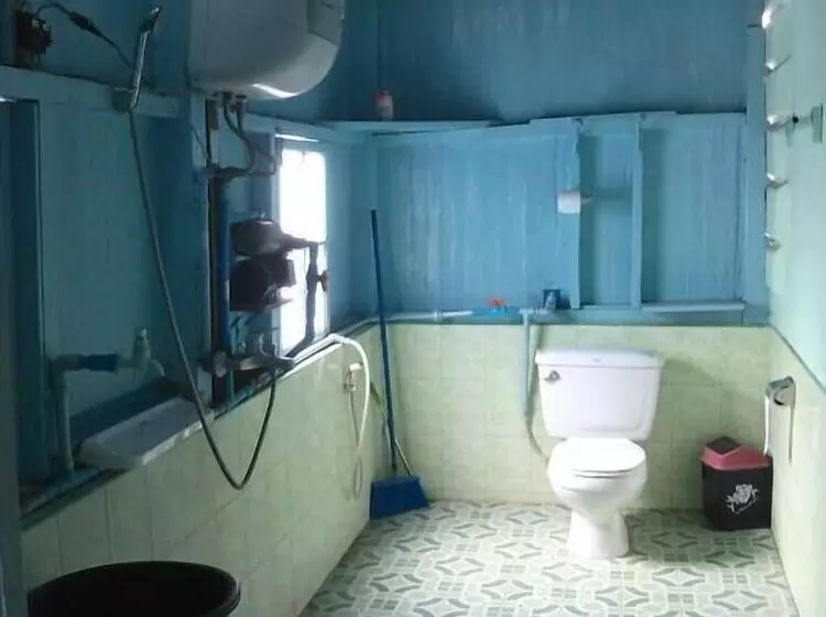 پانسیون Breeze Guest House