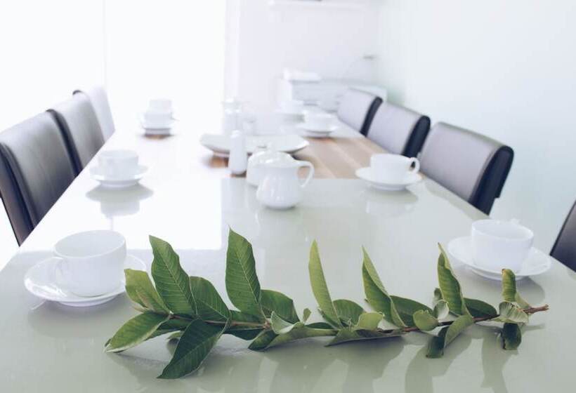 Pensão Salty Beach House