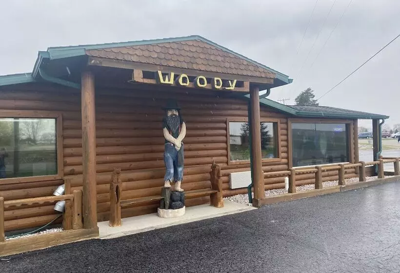 Woodyzzz Motel