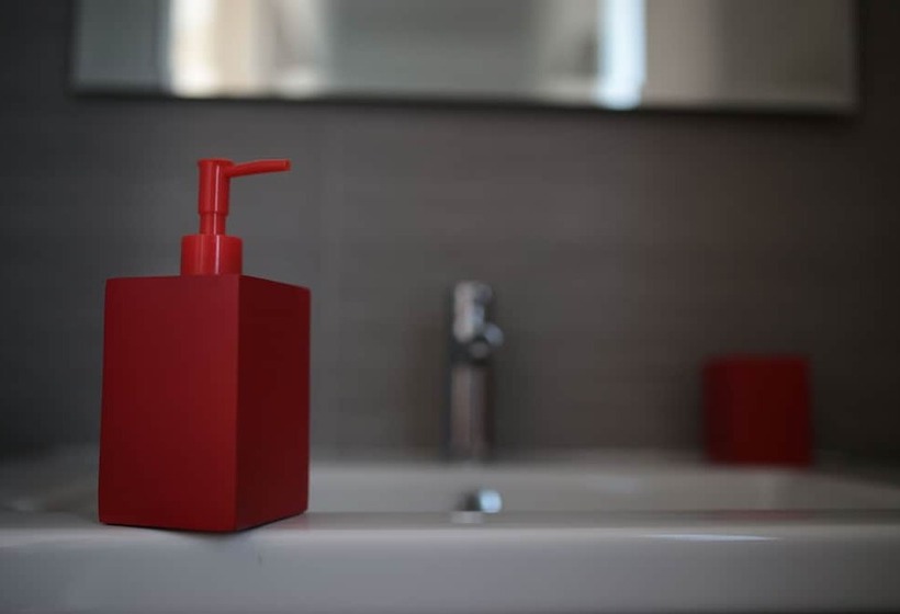 住宿加早餐  Affittacamere Nonna Laura