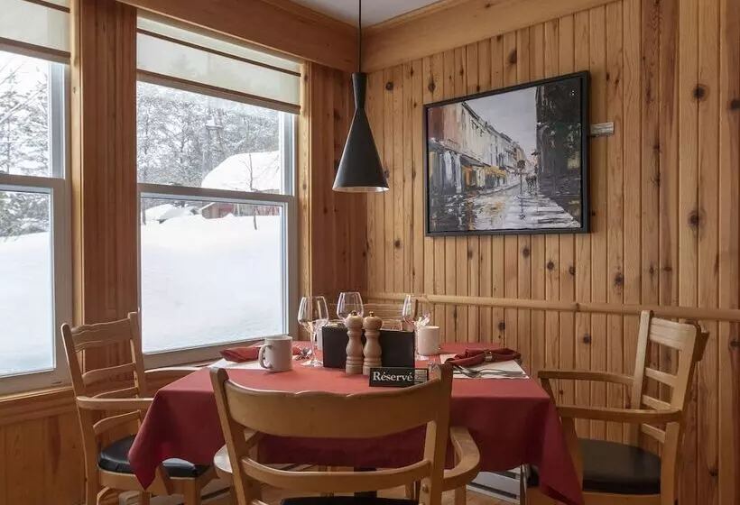 Aamiaismajoitus (B&B) Auberge La Coulee Douce