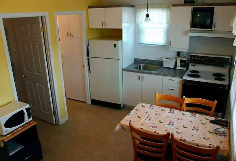 Aamiaismajoitus (B&B) Auberge La Coulee Douce