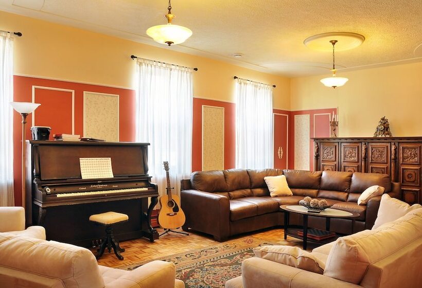 مبيت وإفطار Auberge Le St Georges