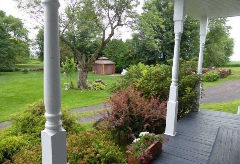 住宿加早餐  Le Passerin Indigo Gîte Du Passant