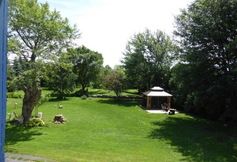 住宿加早餐  Le Passerin Indigo Gîte Du Passant