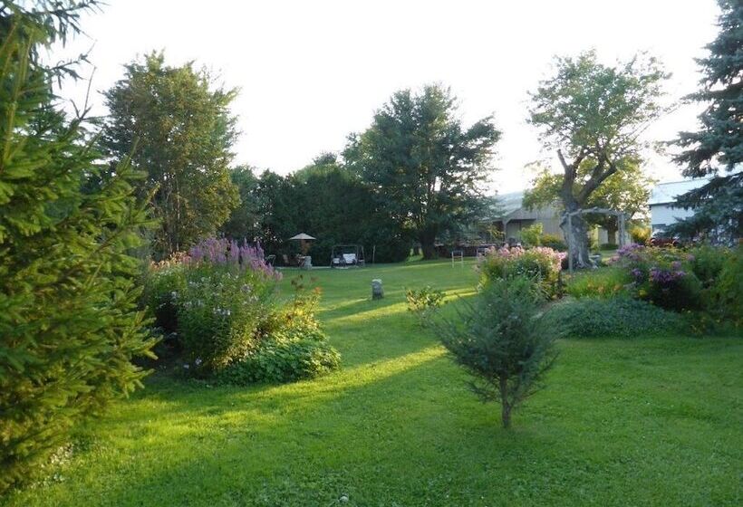 住宿加早餐  Le Passerin Indigo Gîte Du Passant