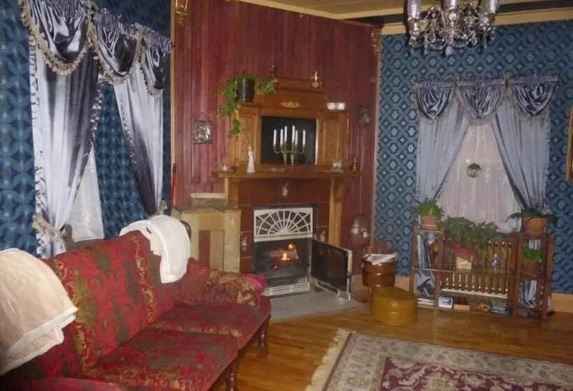 Aamiaismajoitus (B&B) Le Passerin Indigo Gîte Du Passant