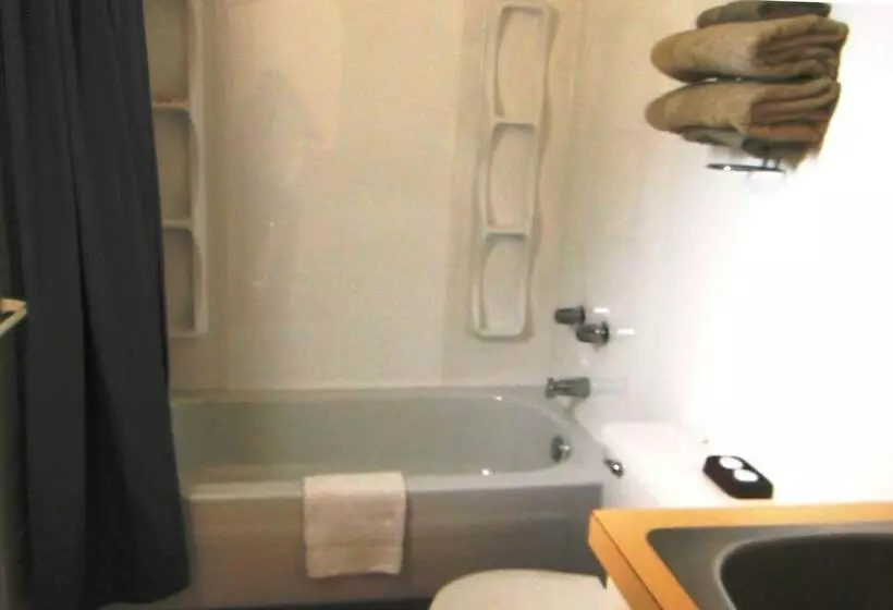 Cataline Motel & Rv Park