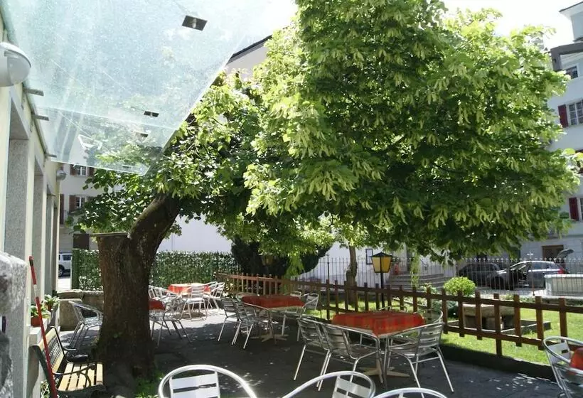 ホテル Albergo Piz Cam