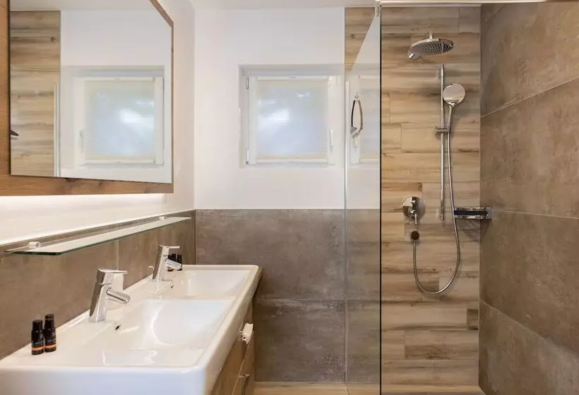 هتل Avenida Style Appartments By Alpin Rentals  Incl Summercard