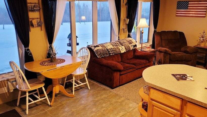 Отель Bear Rock Suites