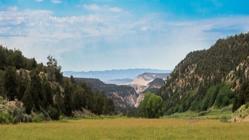 בית מלון כפרי Boulder Mountain Guest Ranch