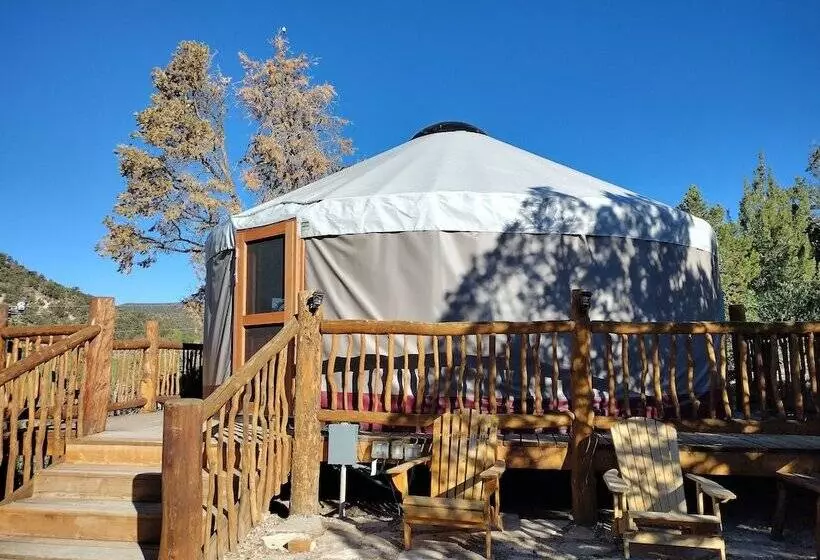 Hotelli Boulder Mountain Guest Ranch