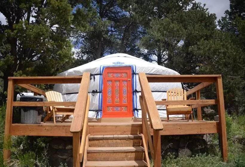 Hotelli Boulder Mountain Guest Ranch