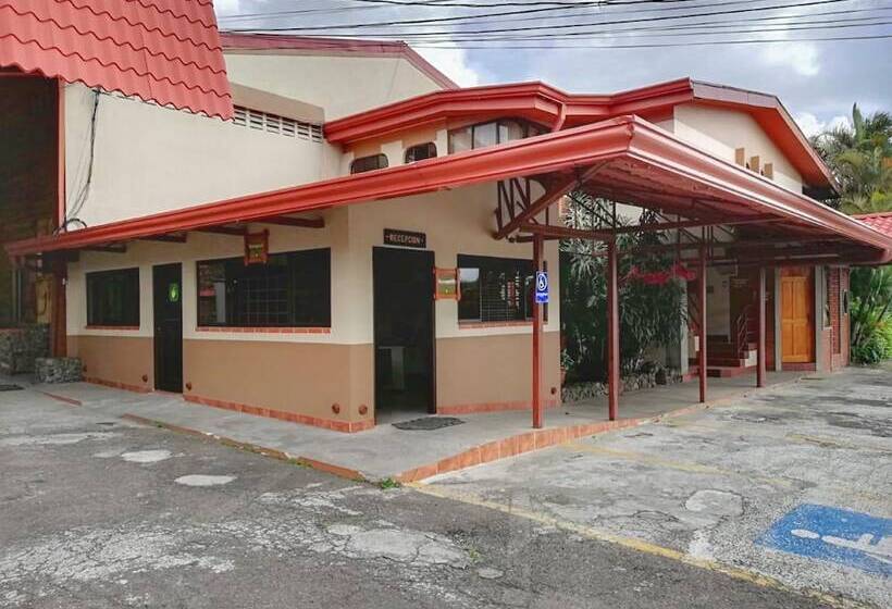 فندق Cibeles Resort