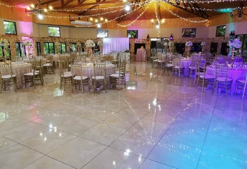 فندق Cibeles Resort