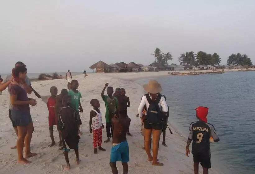 هتل Daltons Banana Guesthouse