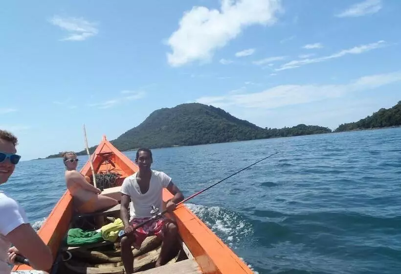 هتل Daltons Banana Guesthouse