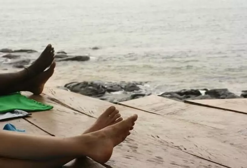 هتل Daltons Banana Guesthouse