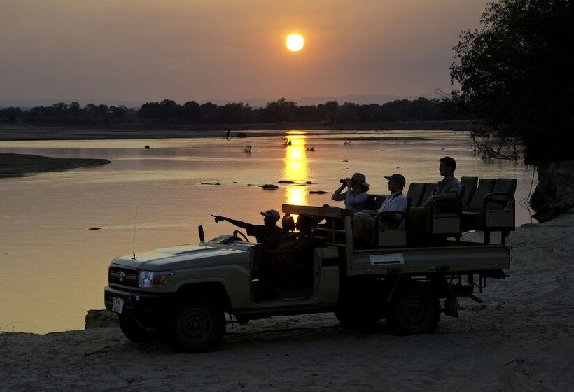 בית מלון כפרי Flatdogs Camp