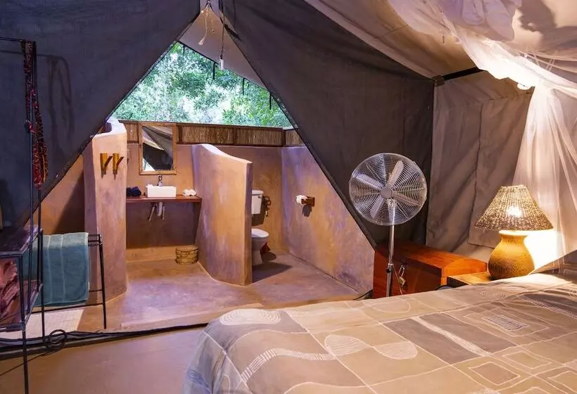 هتل Flatdogs Camp