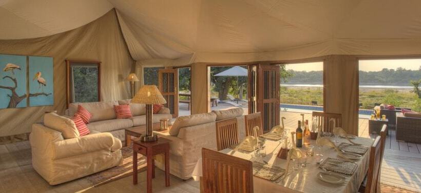 בית מלון כפרי Flatdogs Camp