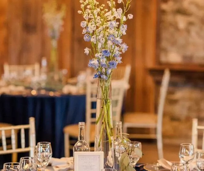 Hotelli Hessenland Inn & Schatz Winery