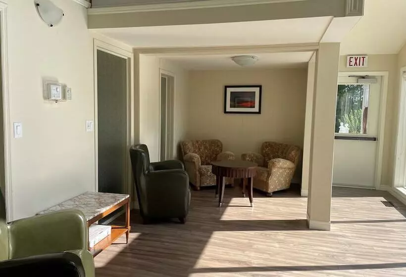 Hotelli Hessenland Inn & Schatz Winery