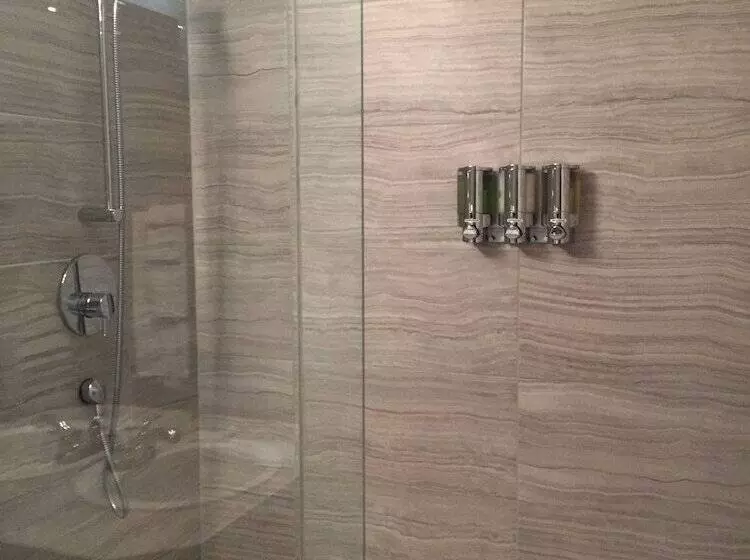 Hotelli La Maison Blanche