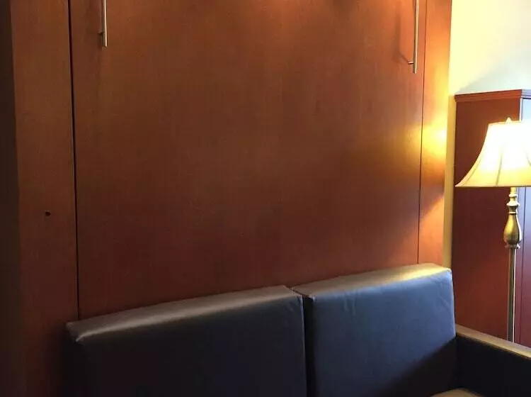 Hotelli La Maison Blanche