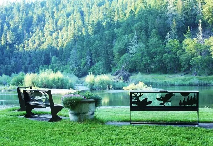 Hotelli Morrison S Rogue River Lodge