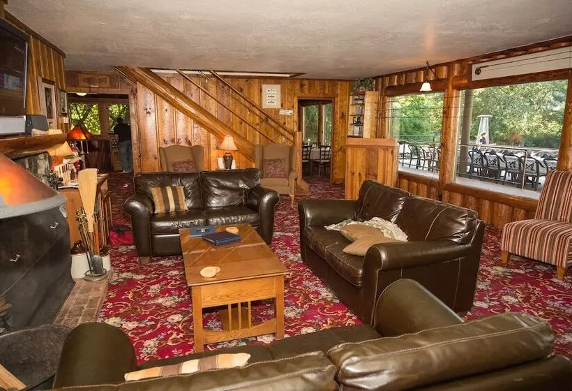 Hotelli Morrison S Rogue River Lodge