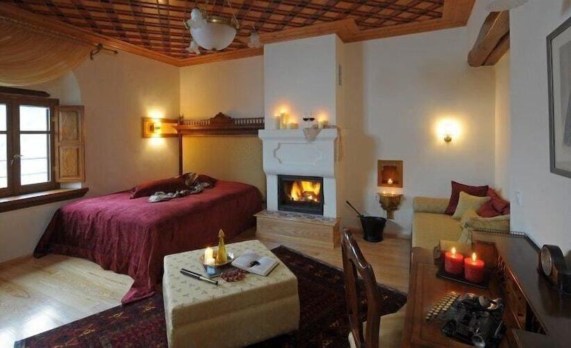 Отель Sakali Mansion