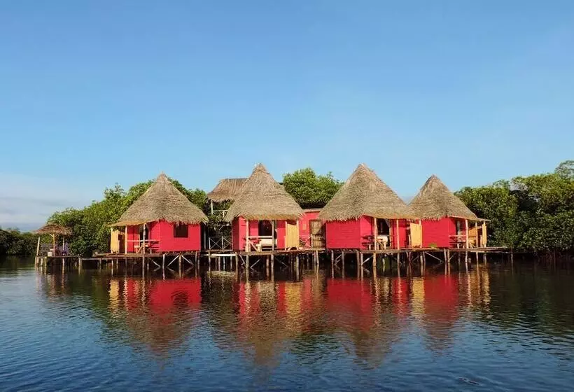 ホテル Urraca Monkey Island Eco Resort