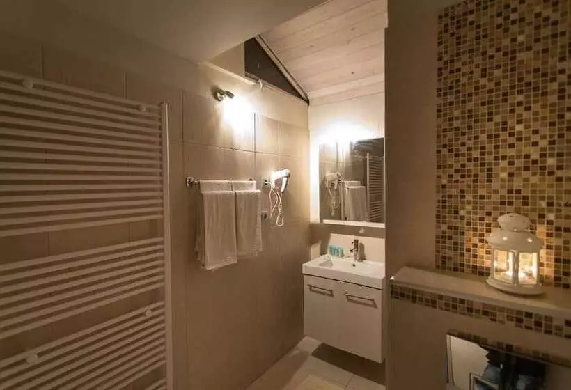 Hotelli Zefyros Sea View