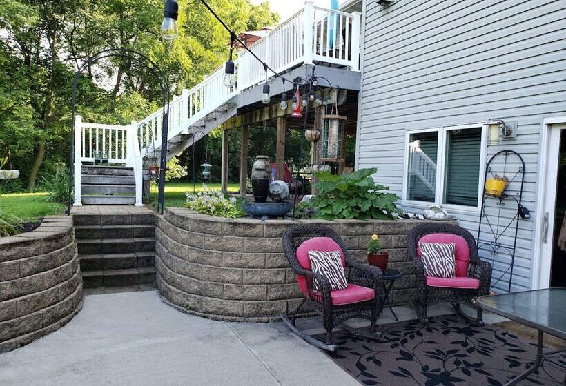 Meisterhaus Bed & Breakfast