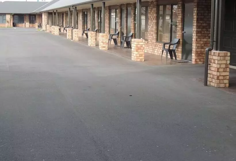 モーテル Central Motor Lodge