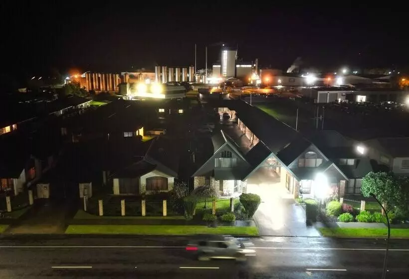 モーテル Central Motor Lodge